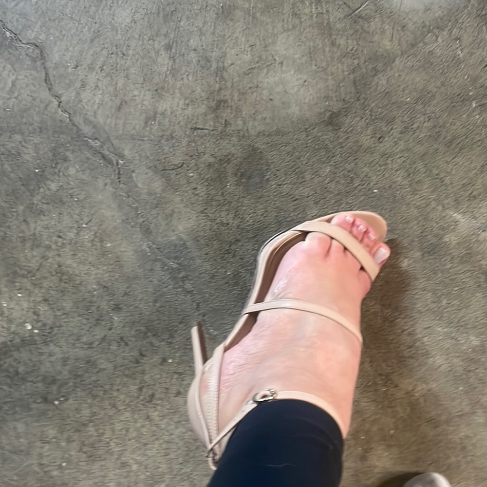 COPY - Nude heels - Picture 1 of 8